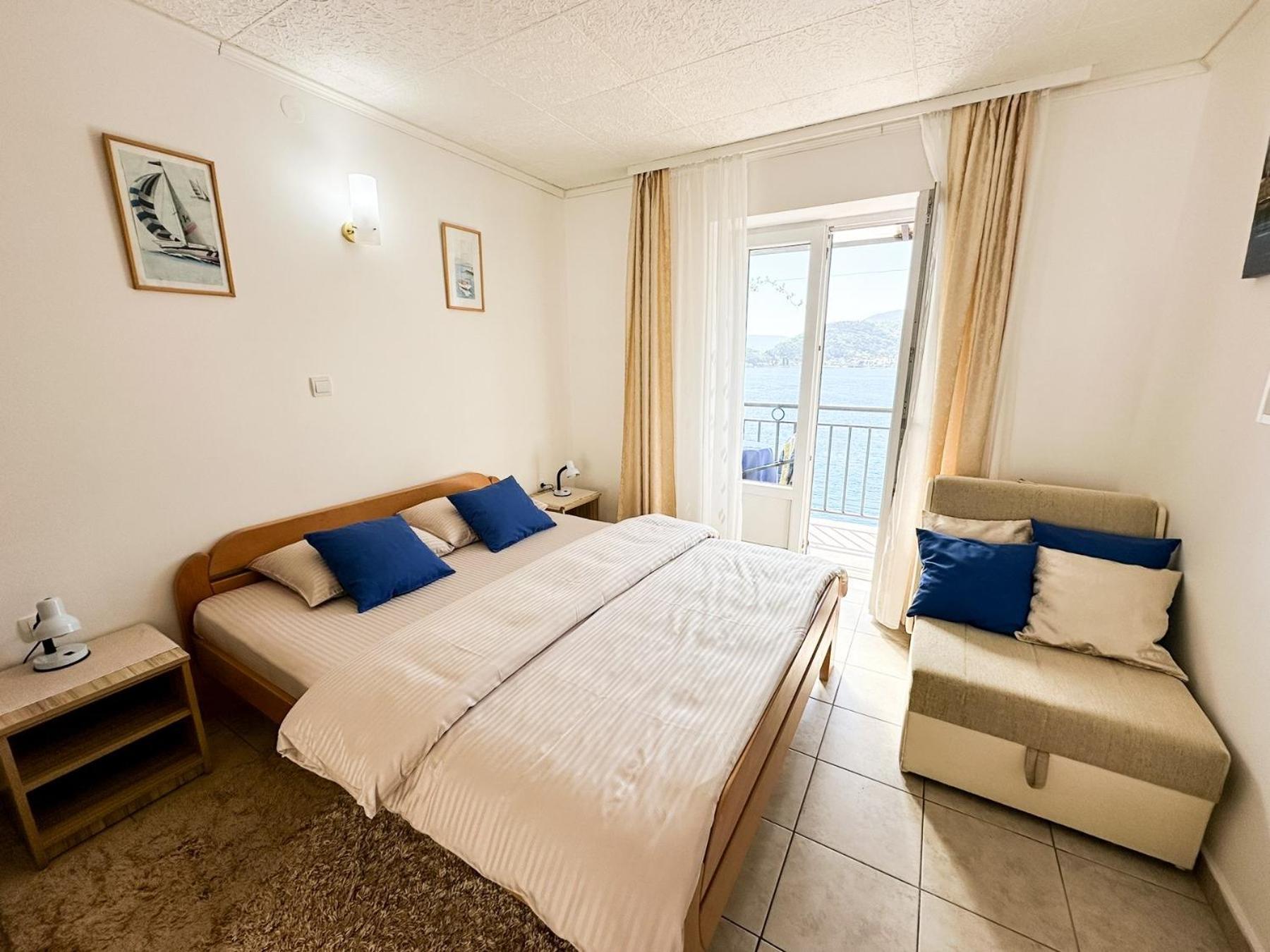 טיווט Apartments Okuka מראה חיצוני תמונה